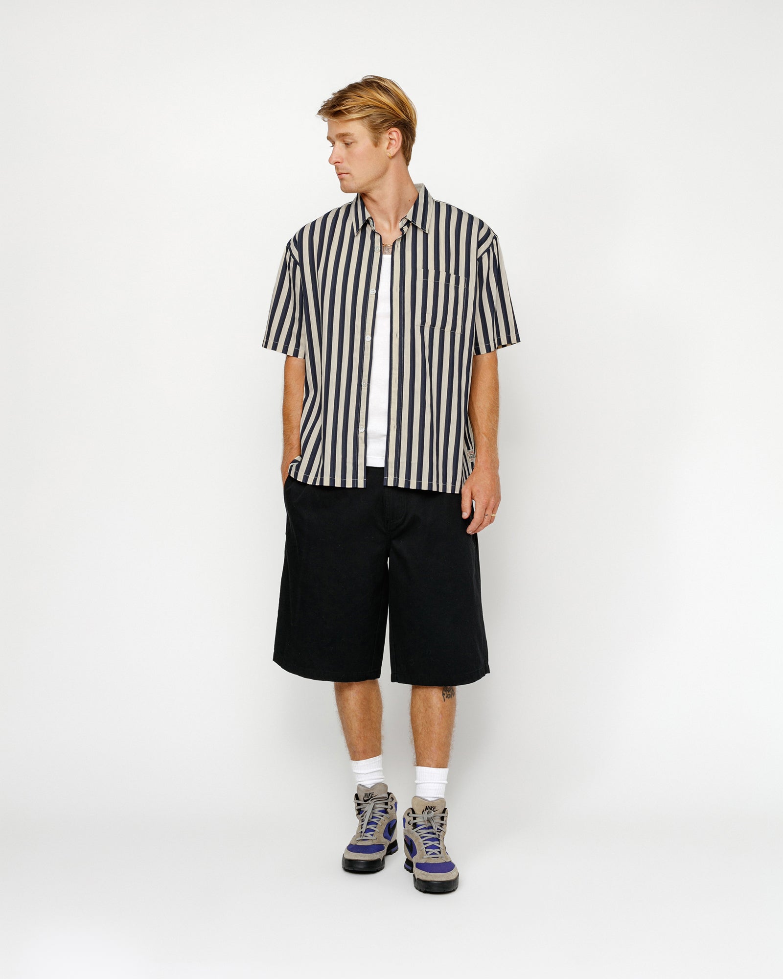 Boxy Flat Hem Shirt Striped in navy – Stüssy