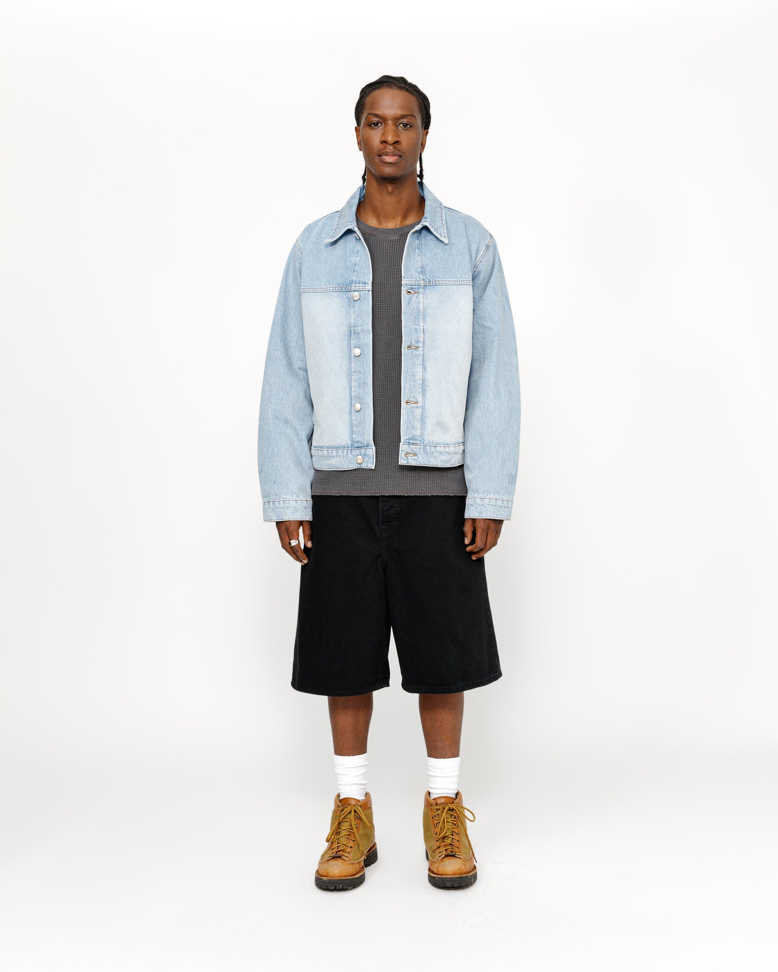 Black | hero:hover:collection:new-arrivals,denim,shorts,all