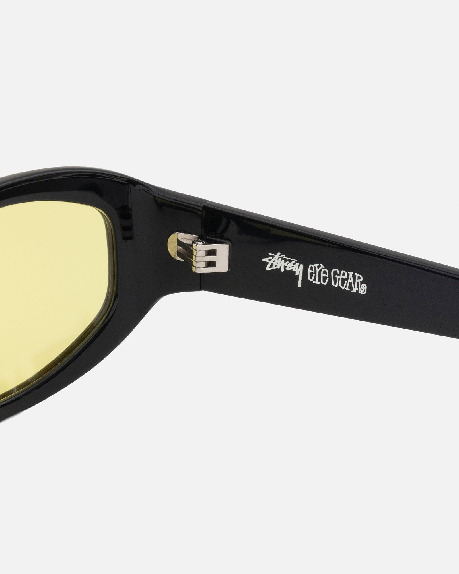 Landon Sunglasses in black / yellow – Stüssy