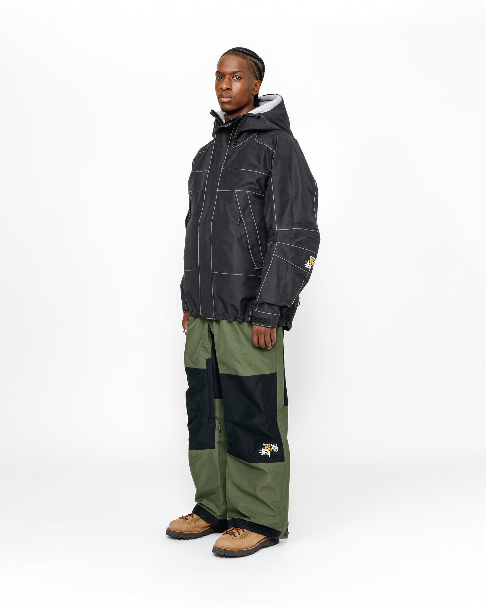 Stüssy & Mountain Hardwear Exposure™ Gore-Tex® Jacket in black – Stüssy